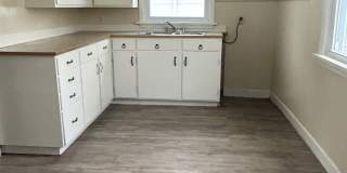 1537 14th Avenue East - 2 Gallery 1