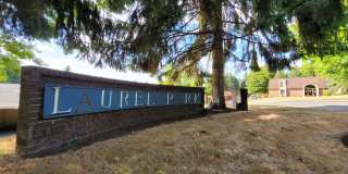 Conveniently located South Kirkland near Downtown-Laurel Park Gallery 3