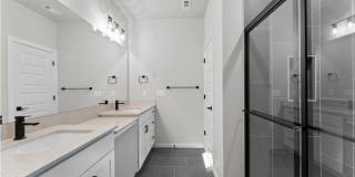 Nice New Construction Home in Bentonville Gallery 10