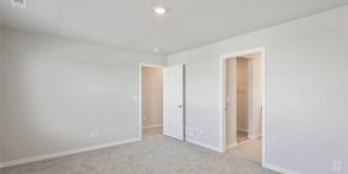 Spacious & Stylish 4-Bedroom Home in Prairie Trail | 2416 SW Plaza Pkwy, Ankeny Gallery 15