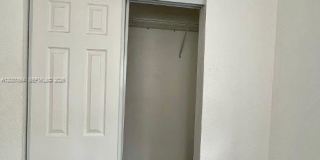 2620 NW 18th Ter Gallery 6