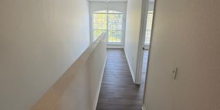 Beautiful 3/2 townhome Gallery 11