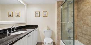 3000 Gulf Shore Blvd N unit: 207 Gallery 25