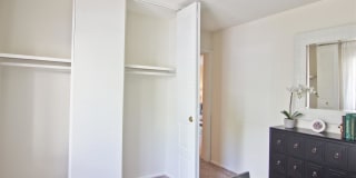 Lakecrest Apartments Gallery 12