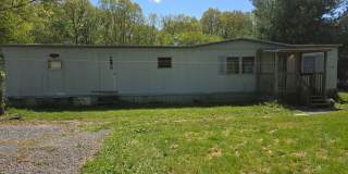 2 Bedroom Mobile Home in Chambersburg – Pet Friendly with Off-Street Parking Gallery 1