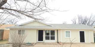 909 Van Horn St Gallery 1