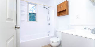21 Hawthorne St. Gallery 6