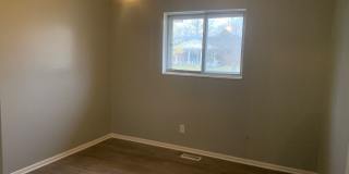 Beautiful, spacious 3 bed 2 bath home in Englewood Gallery 9