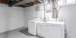 1039 N Old Woodward Avenue Gallery 24