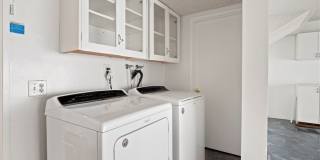 18411 Hatteras Street Gallery 27