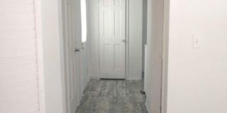 83 Allen St Gallery 13