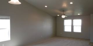 Beautiful new 3 bed 2 bath home in a quiet Star neighborhood. Gallery 6
