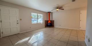 3BR/2BA House in Northwood - available NOW! Gallery 27