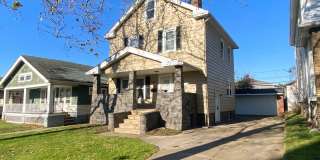 3 Bed - 1 Bath Colonial available for Rent in Garfield Hts! Gallery 1