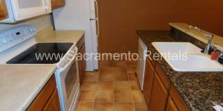 Wonderful 2bd/1+ba South Natomas Condo in Gated Community Gallery 7