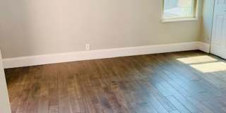 211 S Saint Clair Gallery 8