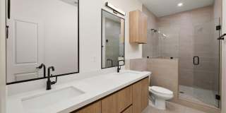 11501 N 25th Street Gallery 17