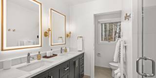 262 Eastwood Drive Gallery 25