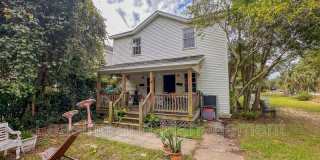 211 W Poplar Street Gallery 1