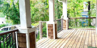 Wonderful bungalow in the 5 Points area. Close to Downtown Asheville! Working Solar for Electric! Gallery 4