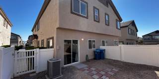 2-BDRM, 2.5-bath Dual primary suites Gallery 25