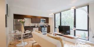 1595 Lexington Avenue Gallery 1