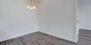 Merchant's Walk Gallery 27