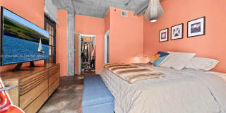 444 NE 30th St Gallery 10