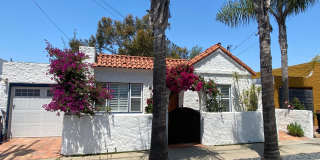 Elegant, Multilevel 3 Bedroom 2 Bathroom in Hillcrest / North Park with Outdoor Space Elegant, Multilevel 3 Bedroom 2 Bathroom in Hillcrest / North Park with Outdoor Space Gallery 1