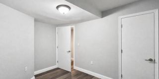 121 Vermilyea Ave Gallery 9