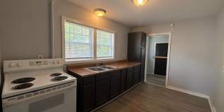 New Listing!!-Charming 2 Bedroom | 1 Bathroom Home with Spacious Backyard Gallery 9