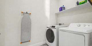 1344 E POLK Street Gallery 22