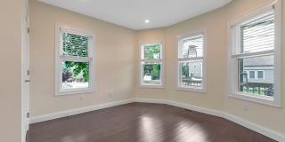 161 4th St Gallery 29