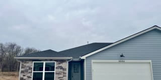 Brand New 3 Bed 2 Bath Duplex in East Manhattan! Gallery 1