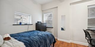 116 W Grand Avenue Gallery 7