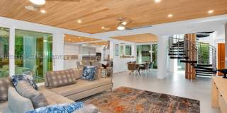 2475 S Bayshore Dr Gallery 4