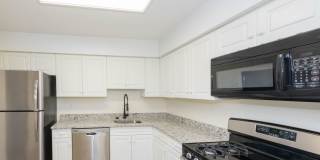 Chestnut Hill North Apartments Gallery 7