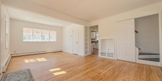 23 Garden City Avenue Gallery 7