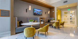 AMLI 8800 Gallery 16