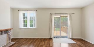 204 LIVINGSTON Court Gallery 11