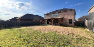 NorthPark / Taylor, TX / 4 bedrooms / Approx 2932 sq. ft. / Refrigerator / Washer & Dryer / New Carpet & Paint Gallery 27
