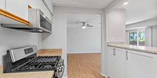 Fairwinds. Renovated and Updated. Spacious 2 bed 2 bath ground level condo in Annapolis! Gallery 8