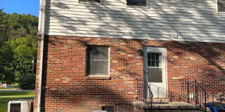 22 Town House Lane Gallery 1