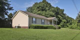 Charming 3 BD, 2 BA Home in Martin, TN! Gallery 1