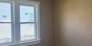 Charming 3 Bed Property at Prime Location Gallery 11
