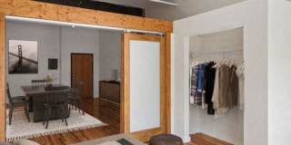 Lee Lofts Gallery 15
