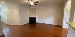 Townhouse / Burlington Gallery 5
