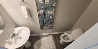 Room in 3 Bedroom Townhome at W Park Cir Gallery 4