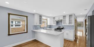 5740 N Lowell Avenue Gallery 15