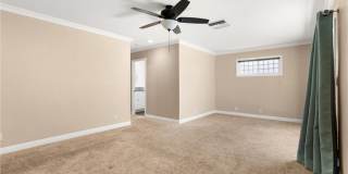 5081 Howard Avenue Gallery 22